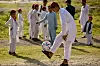 I Pakistan er cricket den store sporten, men Arbetet Global ber noen skolebarn teste VM-ballen.
