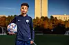 Midtbanespilleren Michael Ndow, 13, spiller i FOC Farsta fotboll. Han kjenner igjen VM-ballen når han får se den.