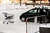 LEGG INN SELV: De ansatte skal ha minst mulig kontakt med kundene. Varene må de legge inn i bilen sin selv.