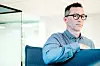FOR HØYE DIREKTØRLØNNINGER: Christopher Beckham, forbundleder i HK, mener at de høye direktørlønningene i Coop skaper forskjeller mellom folk.