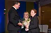 Ildsjel 3: Randi Jakobsen Willersrud (t.h) mottar prisen fra Hans Christian Gabrielsen og NJF-leder Jane B. Sæthre.