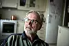 TAPT: Thomas Andersson har fått både gullklokke og Norges Vels medalje for lang og tro tjeneste hos Øveraasen AS på Gjøvik. Men AFP-en gikk i oppløsning foran øynene hans da han fikk hjerneslag som 59-åring.