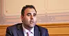 Stortingspresident Masud Gharahkhani (Ap) hasteinnkaller til stortingsmøte i september.