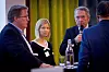 FORTGANG: Guri Melby (V) vil ha InterCity-løsningen på plass i god tid før 2030, både med tanke på klima og allerede lange passasjerkøer. Stortingspolitikerne Sverre Myrli (Ap, t.v.) og Nils Aage Jegstad (H) deltok også i debatten. Møteleder Aslak Bonde med ryggen til.