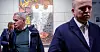 Gustav Witzøe og finansminister Trygve Slagsvold Vedum etter NRK programmet Debatten.