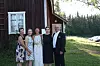 LA FAMILIA: Peter Barkar sammen med kona og deres tre døtre.