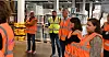 ODALEN: Politikere og forbund på besøk ved Odalsbedriften Mapei. F.v.: Fellesforbundets Morten Solbakken, hovedtillitsvalgt Ole Thomas Norheim, Industri Energi-leder Frode Alfheim, Eli Wathne (H) og Kongsvinger-ordfører Margrethe Haarr (Sp).