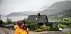 HJEM IGJEN: Guro Vivelid har flyttet tilbake til hjembygda Dimmelsvik. Her bor fortsatt mor og familiens aldrende hund, Shiba.