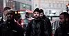 En faglig standard er viktig for å lykkes med forebyggende arbeid, mener Jonas Chabchoub (i midten), her på patrulje sammen med erfaringskonsulentene Abdi Ali Mohamed (t.v.) og Jacob Mohad.