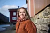FORBEREDT PÅ KAMP: – Vi har sagt at om vi må, så tar vi på oss de gule vestene og lenker oss fast, sier Lena Mellingen. Hun er med i arbeidsgruppen «Bevar Øyfjellet».