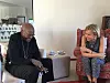 BESØK: Liv Tørres besøkte Desmond Tutu  hjemme hos ham, da hun var i Sør Afrika i 2017.