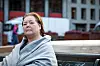 OPPRØRT: – At ansatte ikke har fått lov til å snakke sammen i løpet av arbeidsdagen, sier mye om kulturen ved ambassaden, sier Tove Helvik.