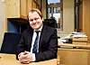 Frps arbeidspolitiske talsperson Erlend Wiborg ser ingen grunn til bekymring for norsk arbeidsliv, og mener Hadia Tajik forsker å skape et inntrykk av at norsk næringsliv er useriøst.