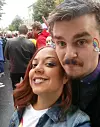 KJÆRESTEPAR: Runa Eide Frøiland og samboer Robin Sell-Dyngeland på Regnbuedagene. I september skal paret gifte seg.