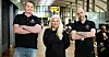 MER MUSKLER: Fellesforbundets Endre Røros (t.v.) og Gunnar Holm i Flyarbeidernes forening skal sammen med Elin Roverudseter sikre kabinansatte bedre lønn og vilkår.