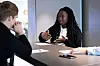 Etter fellesintroduksjon og foredrag, blir det gruppearbeid. Nsimire Sylvie Machozi har opplevd en nær dobling av NTL-medlemmer på sin arbeidsplass de siste årene, og har mange erfaringer å dele.