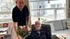 70-årsjubilant: Knut Ingmar Kristiansen ble innmeldt i LO i 21.09.1953! Etter å ha vært i Tysklandsbrigaden, fikk han jobb i Statens vegvesen. Der ble han, som verksmester, i 42 år. Det var leder av samferdselspolitisk utvalg i avdelingen, Torbjørn Størvold, som sto for utdeling av blomster og bok.