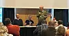 Senterpartiets Per Olaf Lundteigen appellerte til hele salen om å mobilisere til strømkamp. I politikerpanelet satt også (fra venstre) Ketil Solvik-Olsen fra FrP, Boye Ullmann fra Rødt og statssekretær Andreas Bjelland Eriksen fra Arbeiderpartiet.