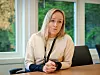 DIALOG: For bedriften er tett samarbeid og dialog mellom ledere og ansatte viktig for å sikre nærværet ved bedriften, forteller HR-sjef Tina Katrin Holten.