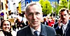 Det har gått et halvt år siden finansminister Jens Stoltenberg tok til orde for å sette ned en kommisjon som skulle rede grunnen for forhandlingene om et tverrpolitisk skatteforlik. Nå gleder man seg i Ap over at Frp tilsynelatende har fått hastverk.