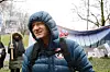 REIST LANGT: Anders Goksør er en av dem som har tatt turen fra Runde til Oslo for å protestere mot at NVE skal forlenge konsesjonsfristen for en planlagt vindpark i havområdet rett utenfor øya.