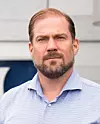 Sikkerhetsdirektør i Yara, Aleksander Jankov er bekymra for Ukrainsk landbruk og verdens matsikkerhet etter at store landbruksområder er ødelagt av krigshandlinger.