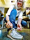 EN DOSE DAGSLYS: Kristin Morseth går foran når ansatte i i Kirkens Nødhjelp tar sin daglige «lunchwalk».
