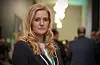 – Regjeringen kan ikke fortsette å kutte i hele justissektoren under påskudd av effektivisering og avbyråkratisering, mener Emilie Enger Mehl i Sp.