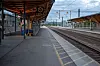 21:53  De reisende begynner å ta kvelden.  Lillestrøm stasjon gjør seg klar for  nattarbeid.