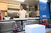 STAS: Blerim Shabani er en av de innsatte fra Krogsrud fengsel som jobber i foodtrucken som serverte mat under FIF jubileumet