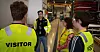 Den nye ungdomslederen i Industri Energi jobber som maskiningeniør ved Oceaneering i Sandnes. Bildet er fra da ungdomspolitikere var på besøk der i sommer.
