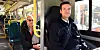 - Manglende beltebruk i buss er et holdningsproblem som ikke bussjåførene kan straffes for når sjåførene opplyser om påbudet, mener Dagfinn Haga (til venstre) og Ørjan Aasheim.