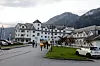 EIDFJORD: Møtet skulle egentlig skje på Statkrafts tomt, men der hadde det skjedd en hendelse, så møtet ble på det lokale hotellet i stedet.