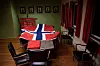 I styrerommet tørkes det flagg og avholdes styremøter.
