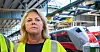 Wenche Bye og de andre ansatte i Trafikkservice i Trondheim og Bodø har fått beskjed om oppsigelse. Nå håper de at selskapet vinner kontrakten med SJ om renhold av togene i Pakke Nord.