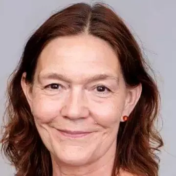 Vernepleier, førstelektor og tillitsvalgt i FO