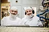På Maarud er det brødrene Recep (til venstre) og Hilmi Cosar som brenner tortillachipsene til perfeksjon.