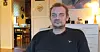 HJEMME: Alf Åge Samuelsen har arvet huset i Ballangen fra foreldrene. Det var hit han kjørte etter å ha fått beskjeden om det avrevne leddbåndet på Narvik sykehus i 2004. Han parkerte i oppkjørselen og satt seg ved kjøkkenbordet over en kaffekopp med faren. – Pappa prøvde å trøste meg, forteller Alf Åge. – «Det her ordner seg helt sikkert», sa han.