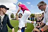 LO-leder Peggy Hessen Følsvik og president i Norges Idrettsforbund, Zaineb Al-Samarai møttes på Norway Cup onsdag.