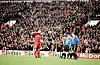 – Da jeg scoret tenkte jeg at dette var det rette øyeblikket å sette fokus på havnearbeiderkonflikten i Liverpool, sier Robbie Fowler. Målet og feiringen kom 20. mars 1997 i en europacupkamp mot Brann. Liverpool vant 3-0.