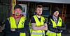 De tre kollegaene ved plastbedriften Protan i Lier, Chrisander Dahl (f.v.), Daniel Rafaelsen og Romar Tobias Enerud Alvarstein, er klare for å stå lenge i sin første streik. De mener det er på tide at det ikke kun er lederne som får økt kjøpekraft.