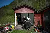 Innleide pensjonister er viktige bidragsytere til helgejobbingen i Knivsvik.