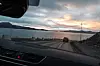 STOR ØY: Det er mulig å kjøre personbil på øya, men det går også shuttlebusser mellom de ulike lokasjonene og fastlandet.