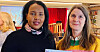 JUBILEUM: Lise Mensner (t.h.) i Norsk Folkehjelp leder Kvinner Kan arbeidet. Her med trener og overingeniør ved OsloMet, Fatima Ali Madar, fra 20-årsmarkeringen.