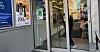 STENGT: Klokka 12 lørdag formiddag stengte butikkene i Oslo og ni nabokommuner. Dagligvarebutikker og apotek er det eneste unntaket.