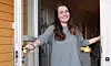 STABILT TIL STEDE: Camilla Karlsen Moseby mener de offentlige tjenestene blir bedre når de ansatte er stabilt til stede i store stillinger.