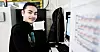 MANGE Å LÆRE OPP: Danny Tran er teamleder på tørrlageret og har hatt mange nye fjes innom de siste ukene. Ordrene har doblet seg, og folk på opplæring har gått fra åtte til 30–40 i uka. – Vi har gått tom for en del varer vi aldri gikk tom for før, vi merket litt hamstringtendensene. Men nå har vi fått orden på det, sier Tran.