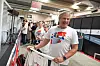 Heiegjengen til Henrik, her med Fagforbundets Helge Sporsheim i front.