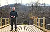 FRUSTRERT: Så langt har den siste ziplina til Polar Park, over 500 meter i lengden, vært et tapsprosjekt for direktør Heinz Strathmann.