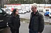 Runar Borgersen er jobbspesialist og Skrætsj-veileder, Her i samtale med Irem.
